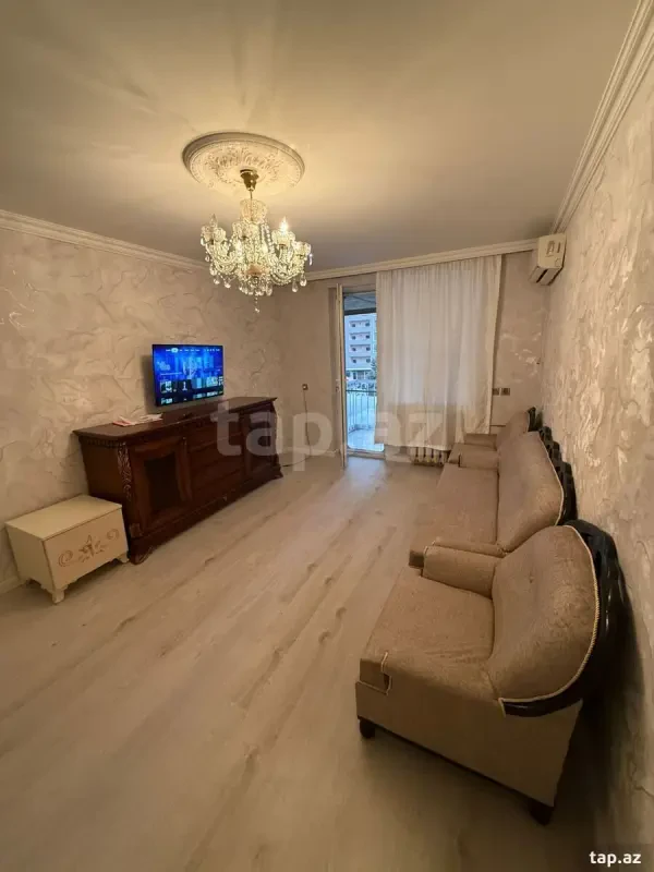 Kirayə verilir 2 otaqlı mənzil 55 m²