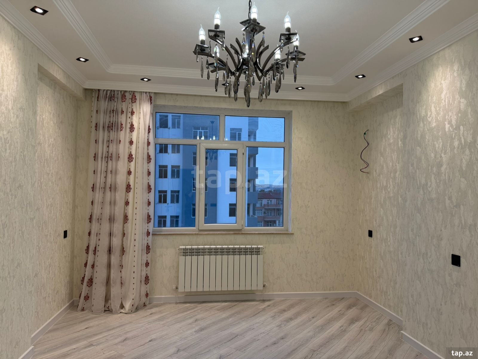 Kirayə verilir 2 otaqlı yeni tikili 78 m²
