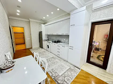 Kirayə verilir 2 otaqlı yeni tikili 100 m² — Bakı 2 otaq 100.00 m²
