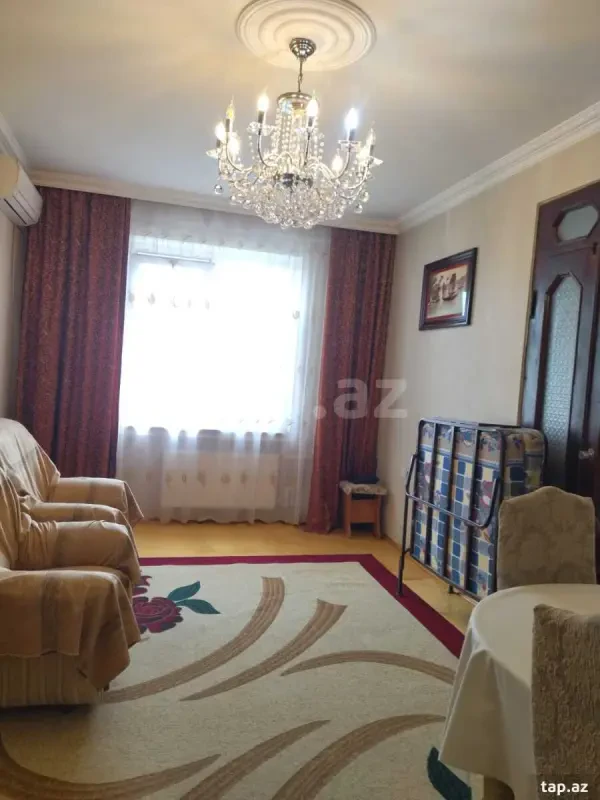 Kirayə verilir 2 otaqlı mənzil 50 m²
