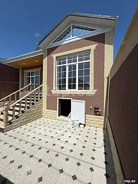 Satılır 3 otaqlı həyət evi 100 m² — Bakı 3 otaq 100.00 m²