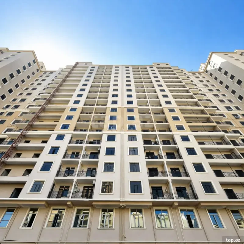 Satılır 3 otaqlı yeni tikili 105 m²