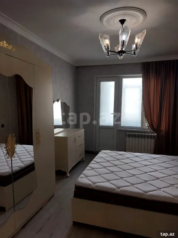 Kirayə verilir 2 otaqlı mənzil 60 m²