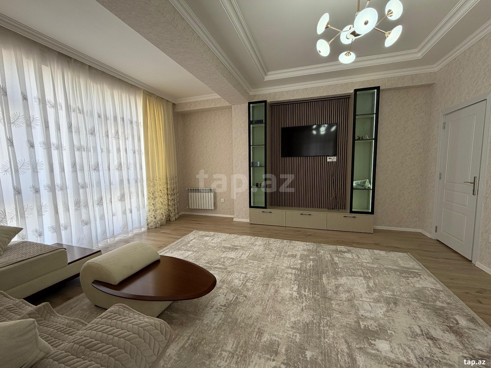 Kirayə verilir 2 otaqlı yeni tikili 95 m²