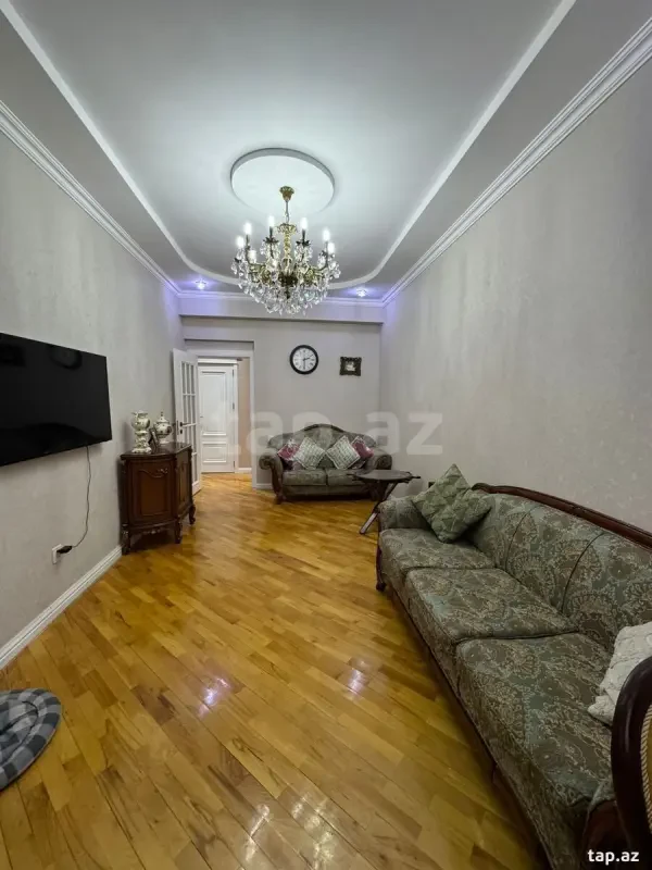 Satılır 3 otaqlı yeni tikili 86 m²