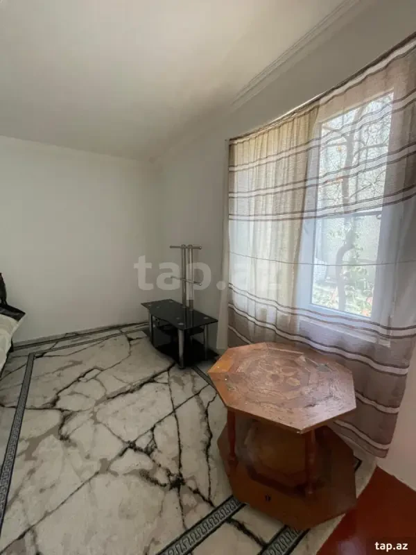 Kirayə verilir 2 otaqlı həyət evi 45 m²