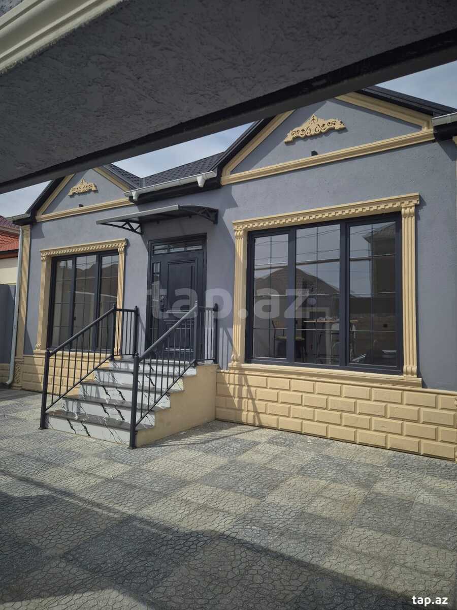 Satılır 4 otaqlı həyət evi 100 m²