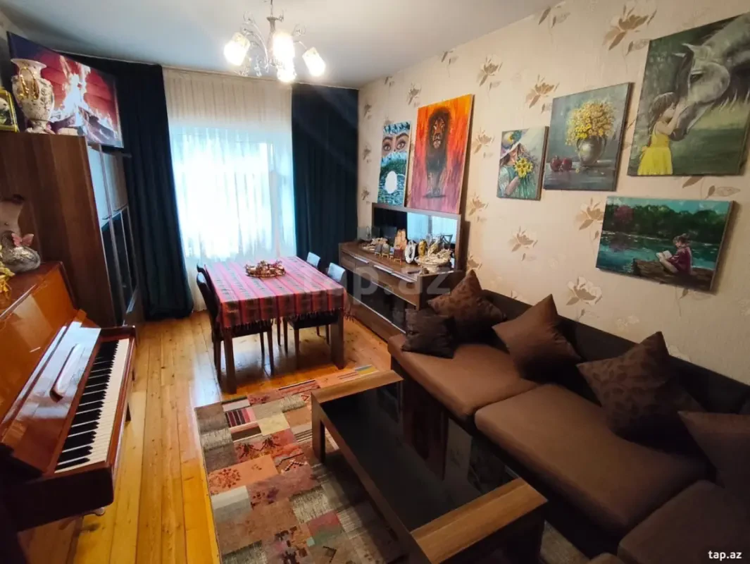 Satılır 2 otaqlı yeni tikili 76 m²
