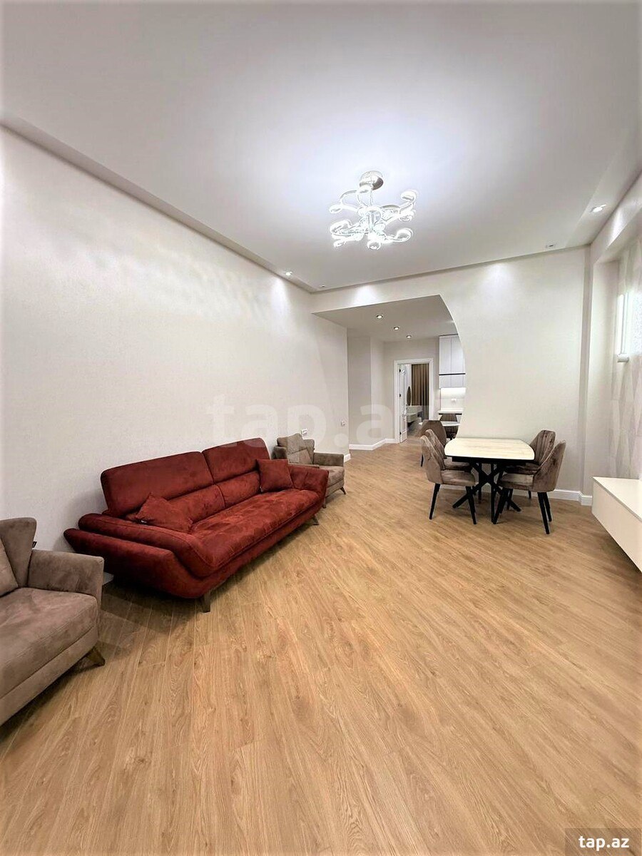 Kirayə verilir 3 otaqlı yeni tikili 110 m²