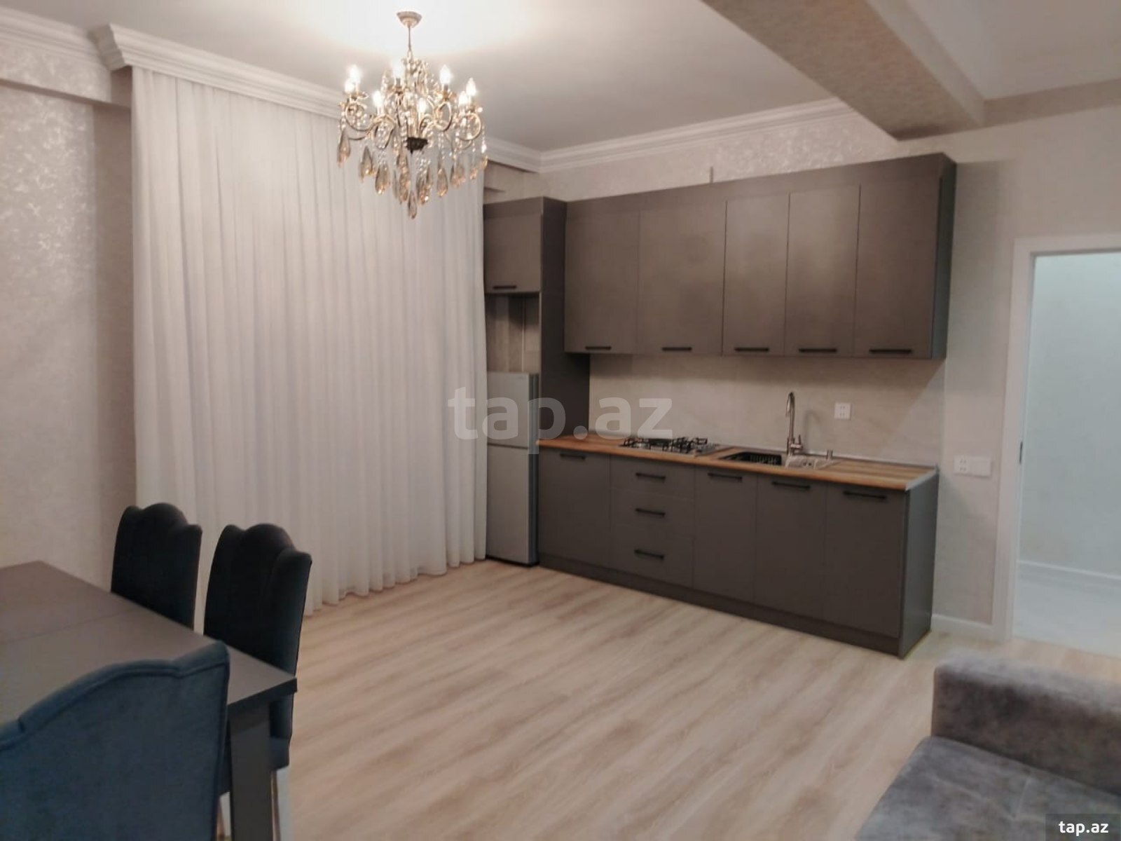 Kirayə verilir 2 otaqlı yeni tikili 63 m²