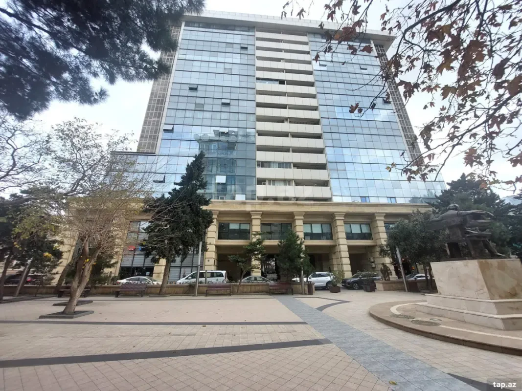Satılır 3 otaqlı mənzil 100 m²