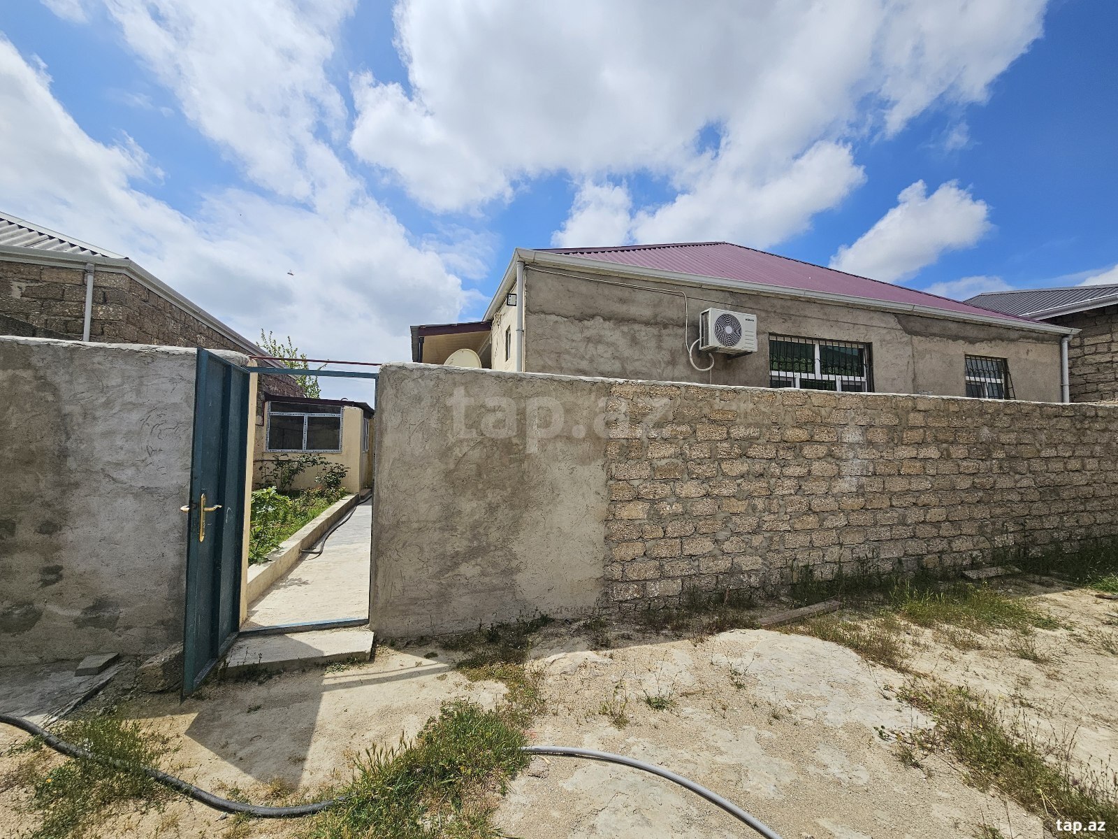 Satılır 3 otaqlı həyət evi 120 m²