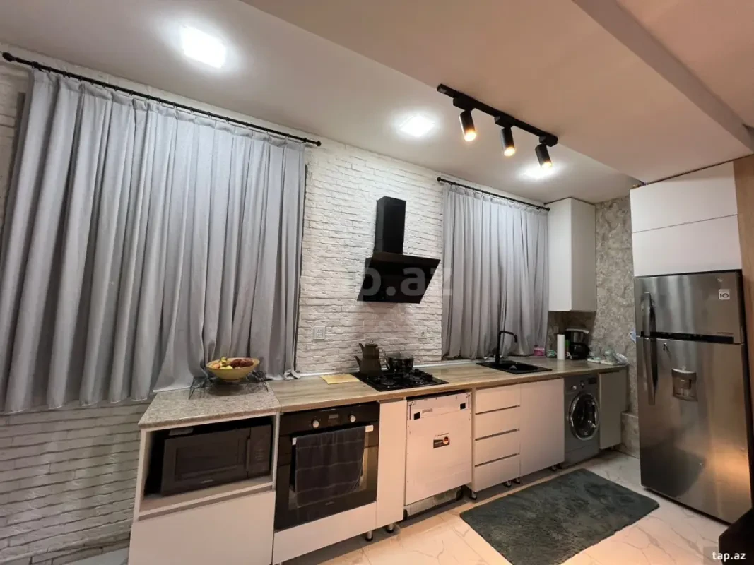 Satılır 3 otaqlı yeni tikili 87 m²