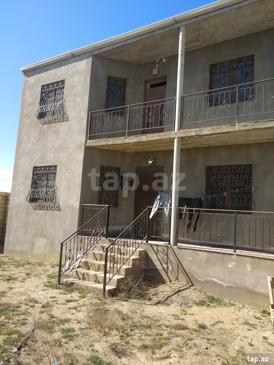 Satılır 4 otaqlı həyət evi 150 m²