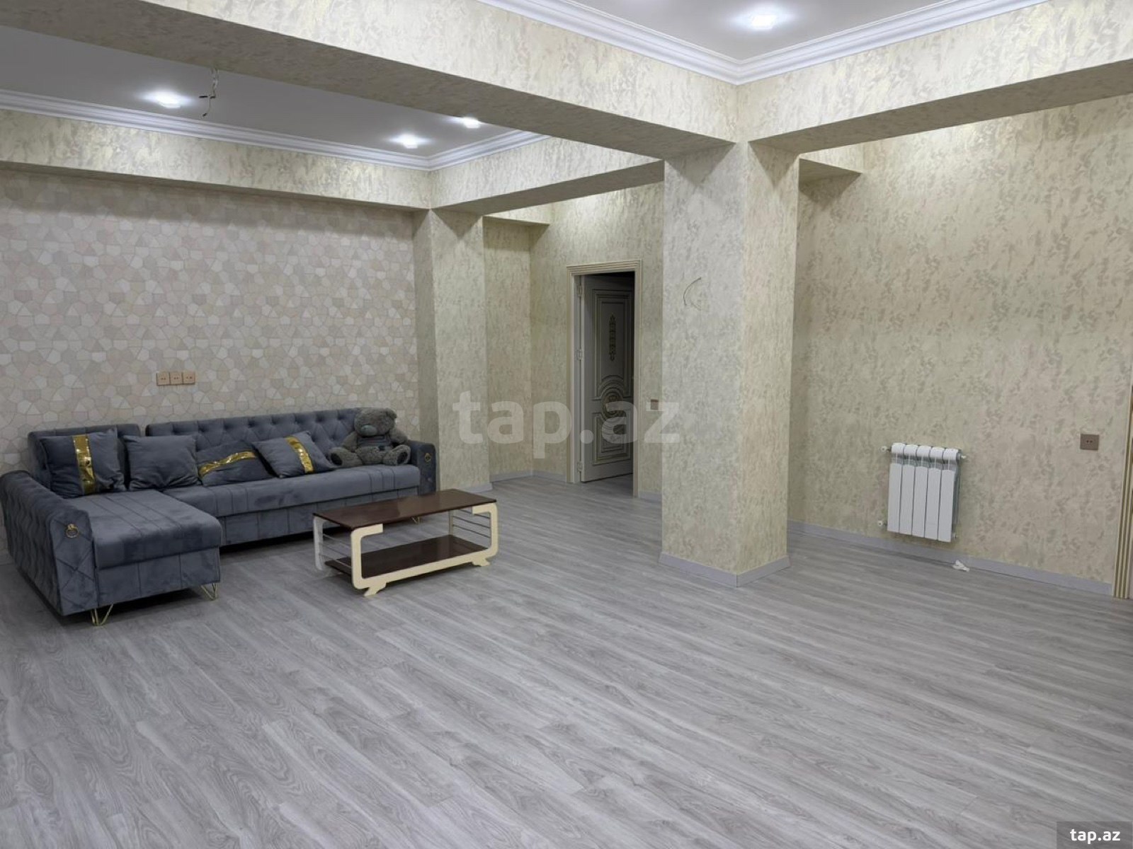 Kirayə verilir 3 otaqlı yeni tikili 100 m²