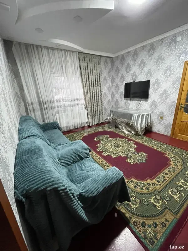 Kirayə verilir 2 otaqlı həyət evi 70 m²