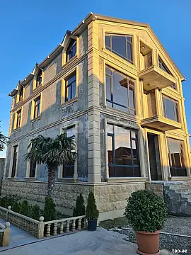 Satılır 15 otaqlı həyət evi 550 m² — Bakı, M.Ə.Rəsulzadə qəs. 15 otaq 550.00 m²