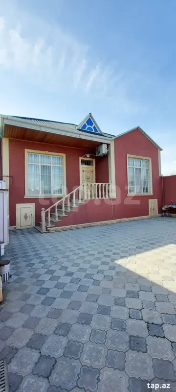 Satılır 4 otaqlı həyət evi 90 m²