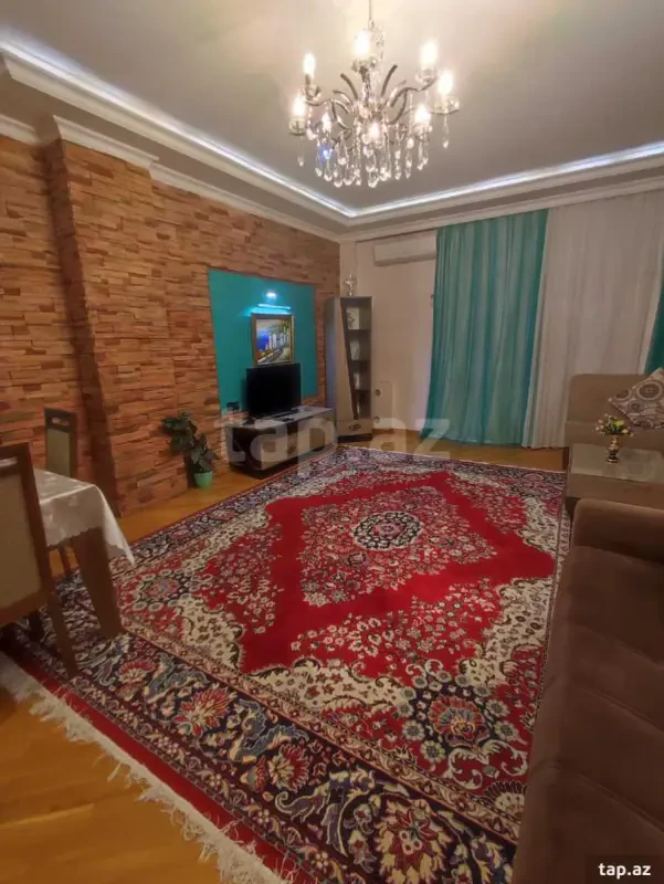 Kirayə verilir 3 otaqlı yeni tikili 122 m²