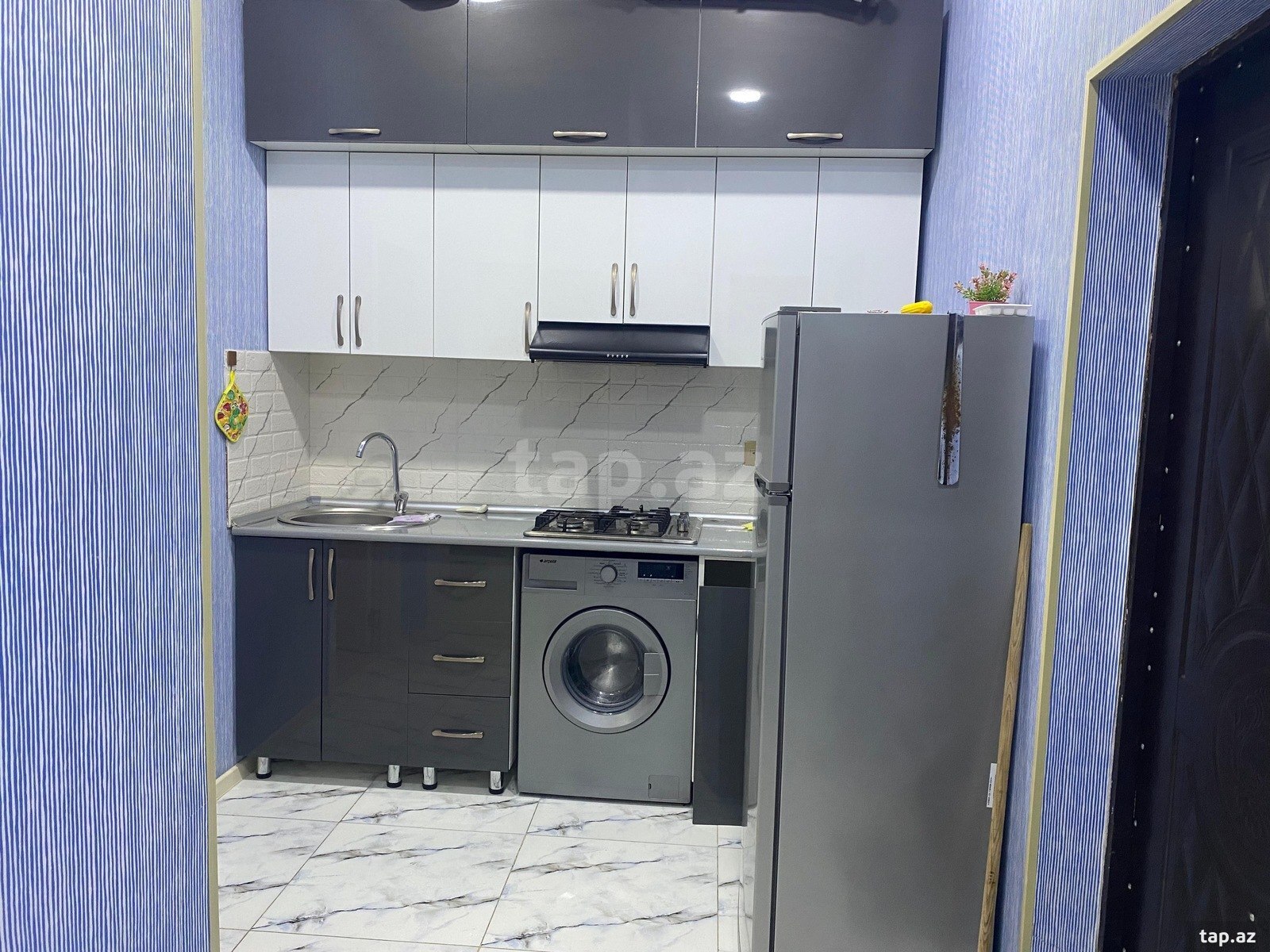 Kirayə verilir 2 otaqlı yeni tikili 45 m²
