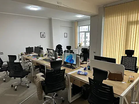 Kirayə verilir ofis — Bakı