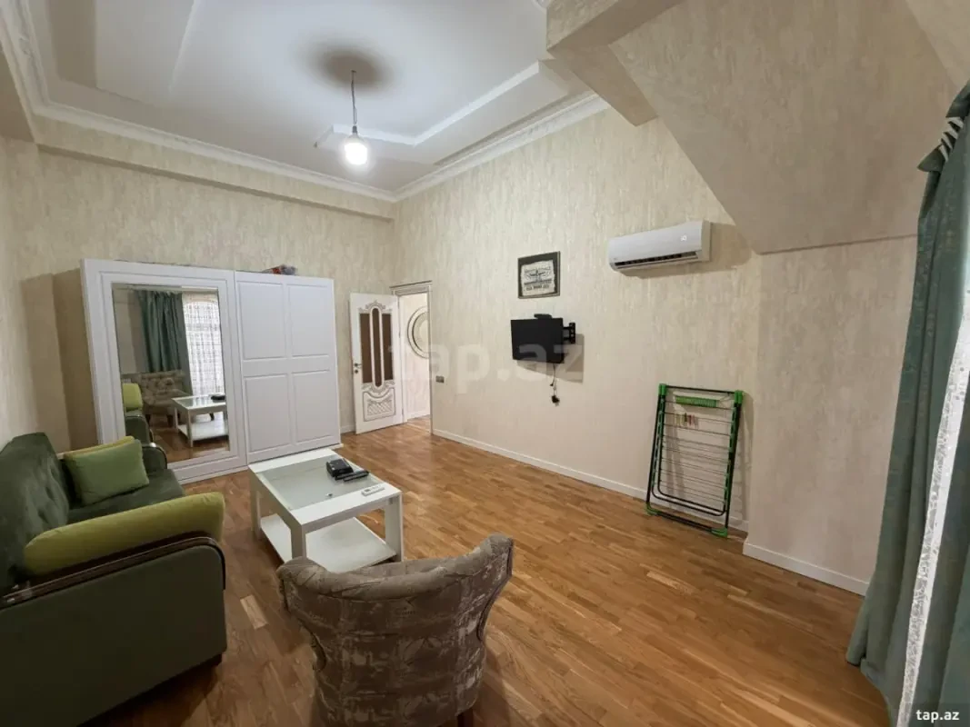 Kirayə verilir 2 otaqlı yeni tikili 60 m²