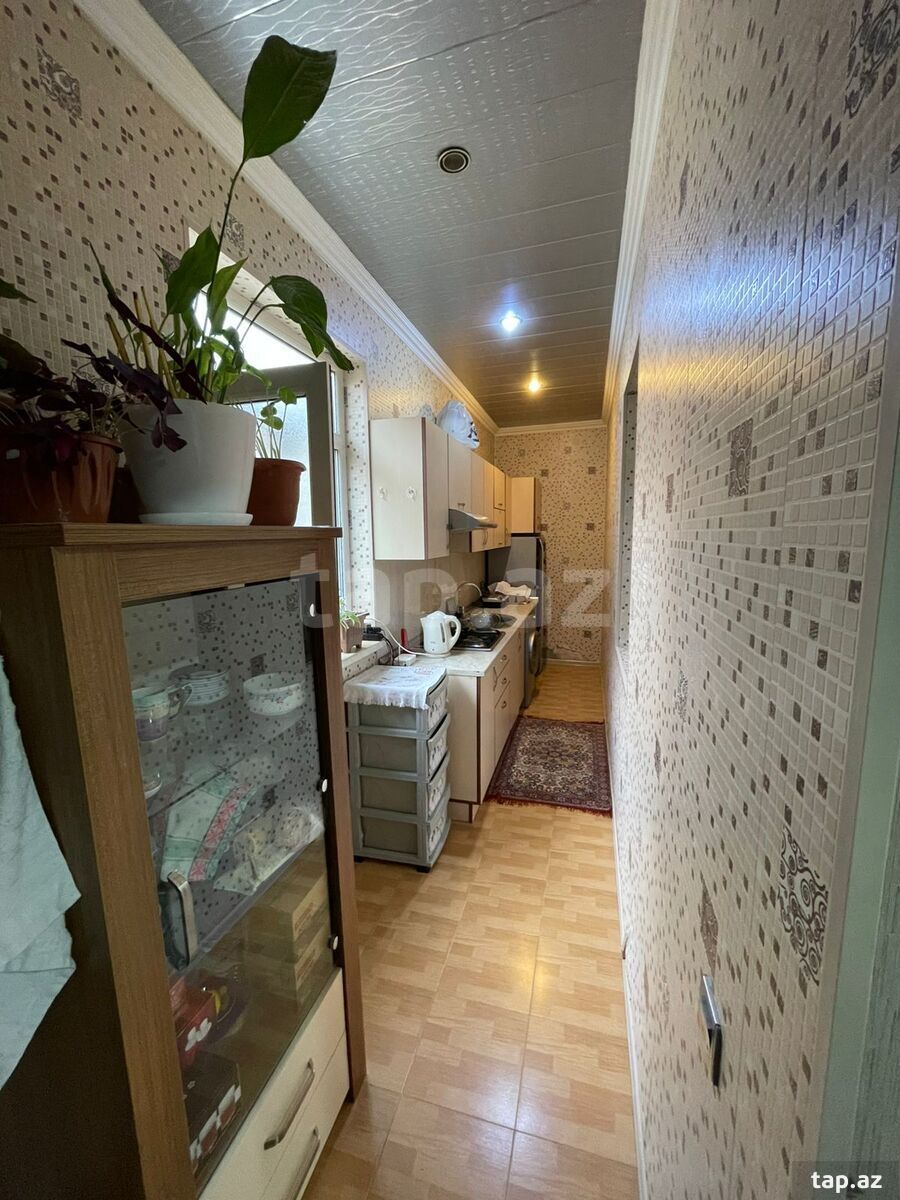 Satılır 5 otaqlı həyət evi 316 m²