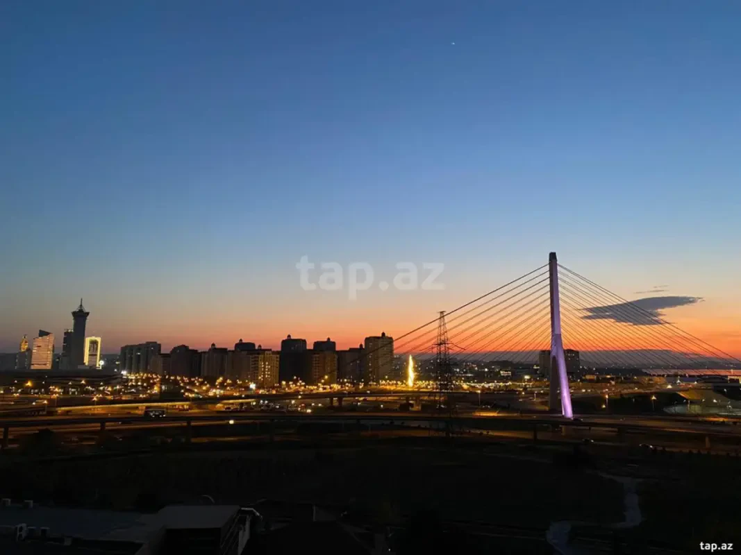 Satılır 2 otaqlı yeni tikili 70 m²