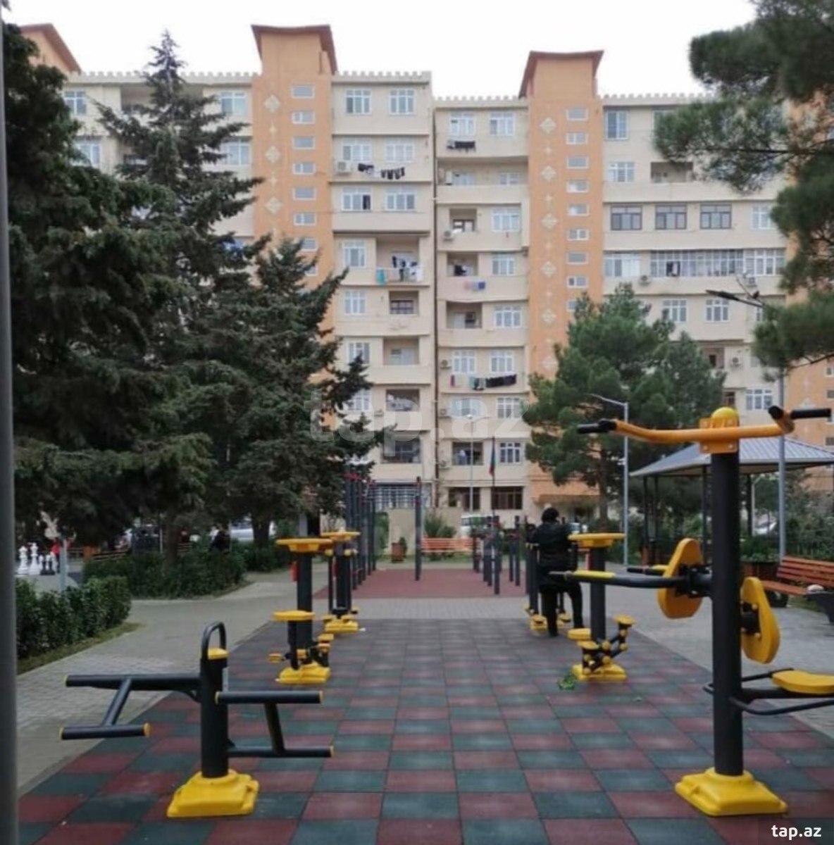 Satılır 2 otaqlı mənzil 60 m²