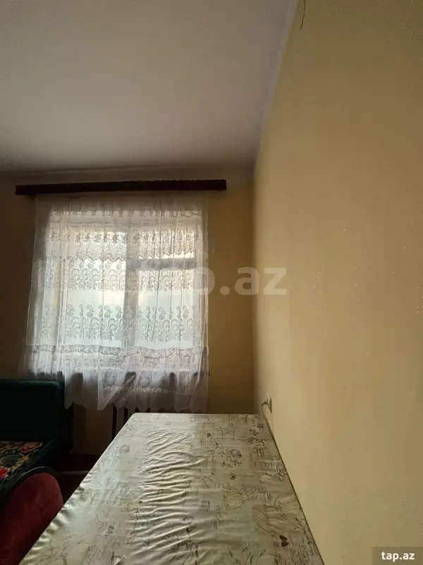Satılır 1 otaqlı mənzil 40 m²
