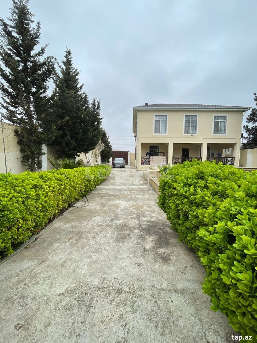 Satılır 6 otaqlı həyət evi 255 m²