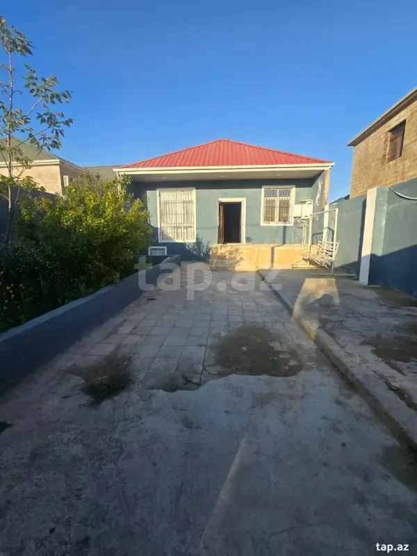Satılır 4 otaqlı həyət evi 120 m²