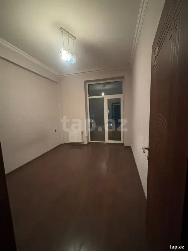 Satılır 4 otaqlı yeni tikili 110 m²