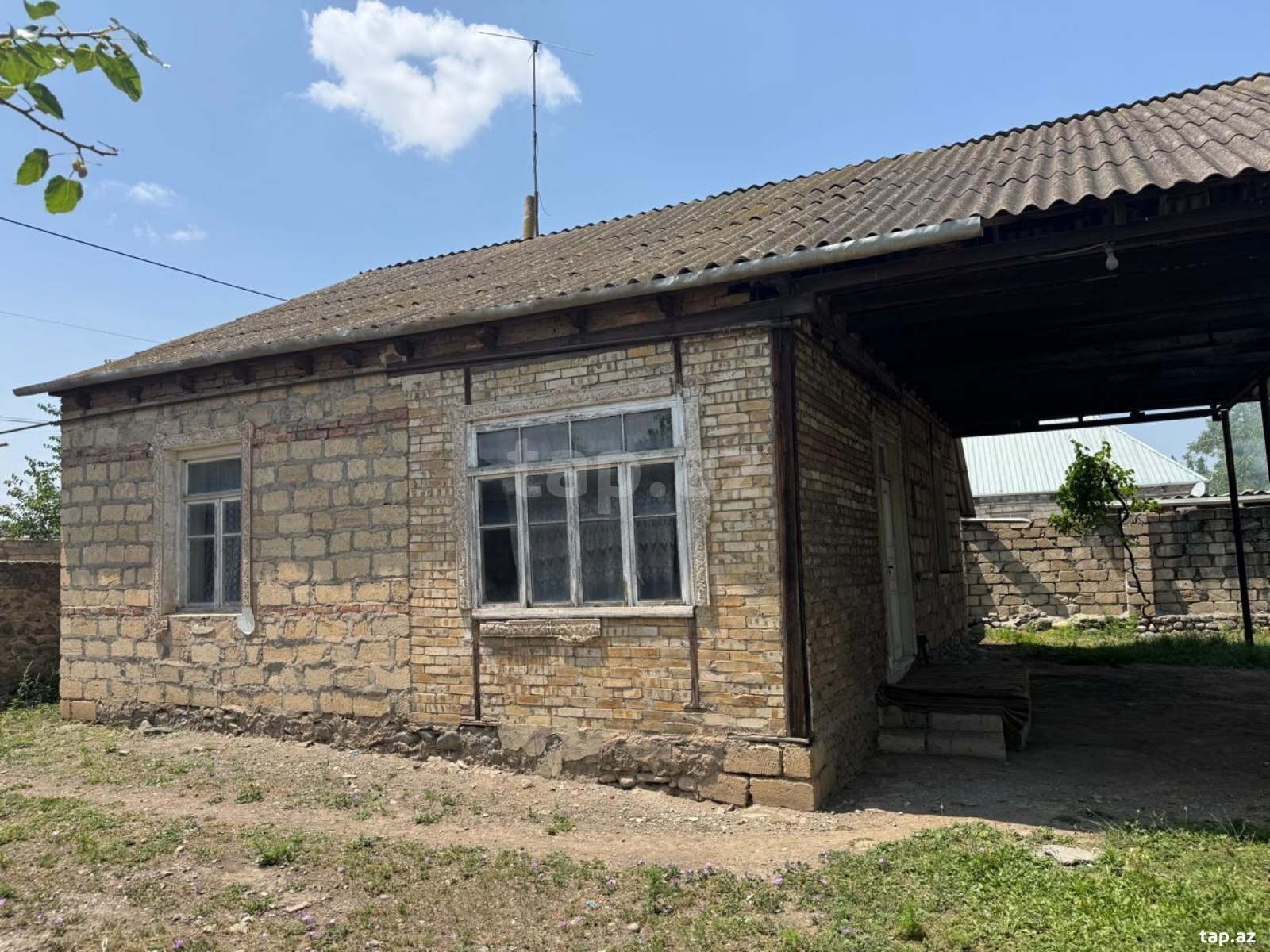 Satılır 3 otaqlı həyət evi 70 m²