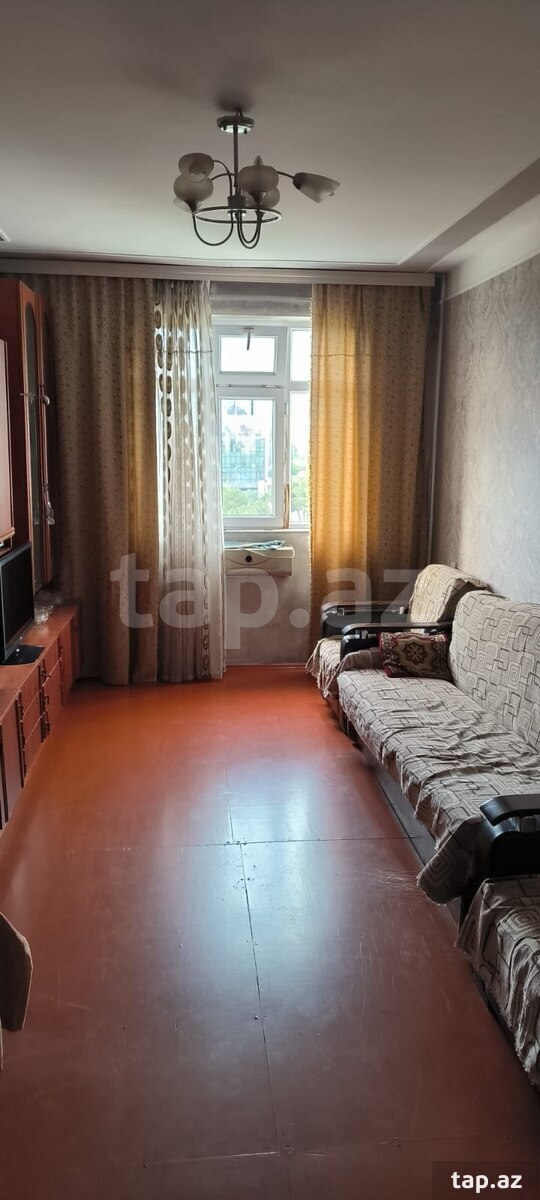Satılır 4 otaqlı mənzil 80 m²