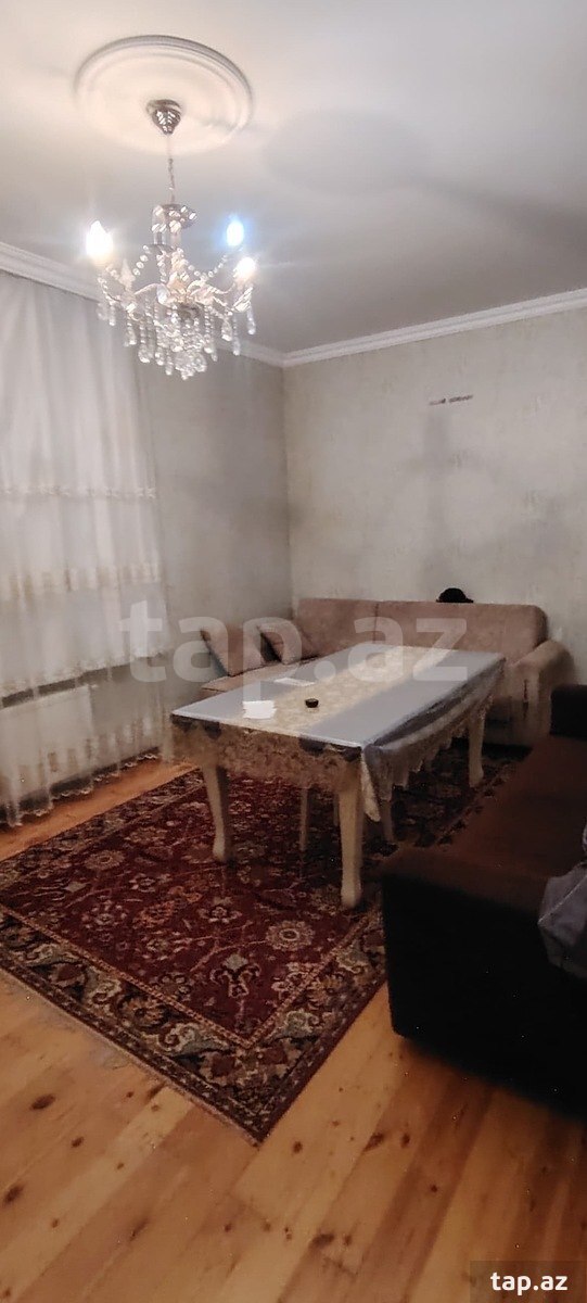Satılır 3 otaqlı həyət evi 100 m²