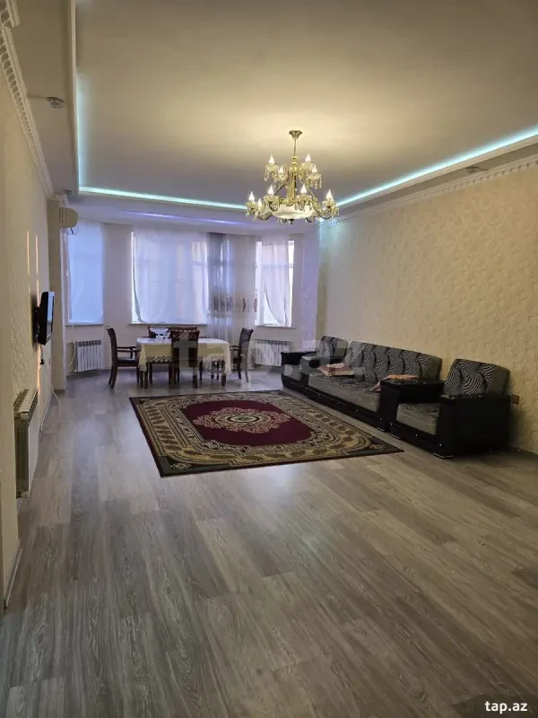 Kirayə verilir 3 otaqlı yeni tikili 100 m²