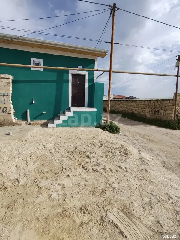 Satılır 2 otaqlı həyət evi 50 m²