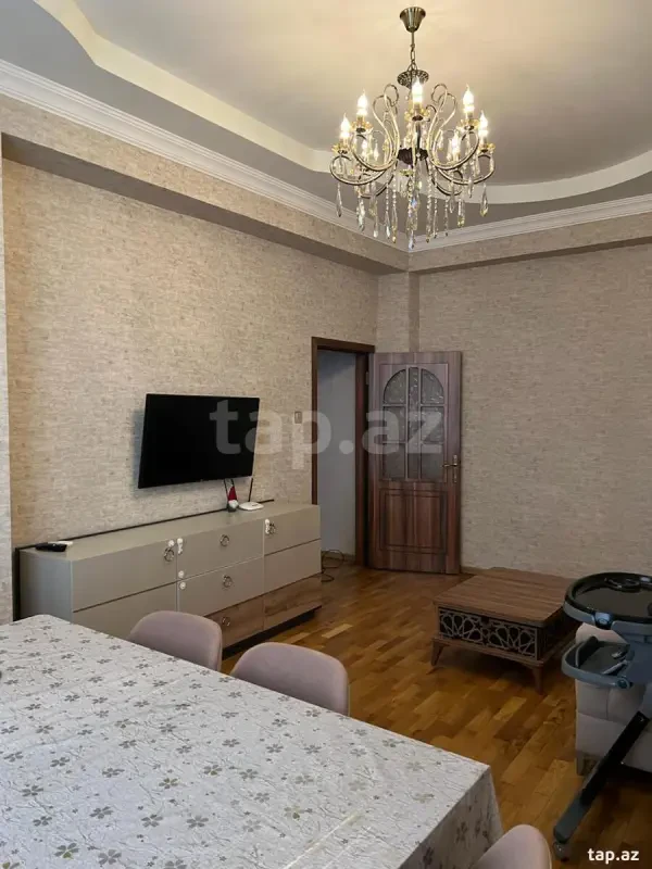 Kirayə verilir 3 otaqlı yeni tikili 86 m²