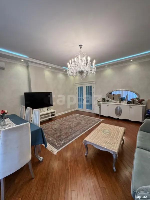 Satılır 3 otaqlı yeni tikili 110 m²