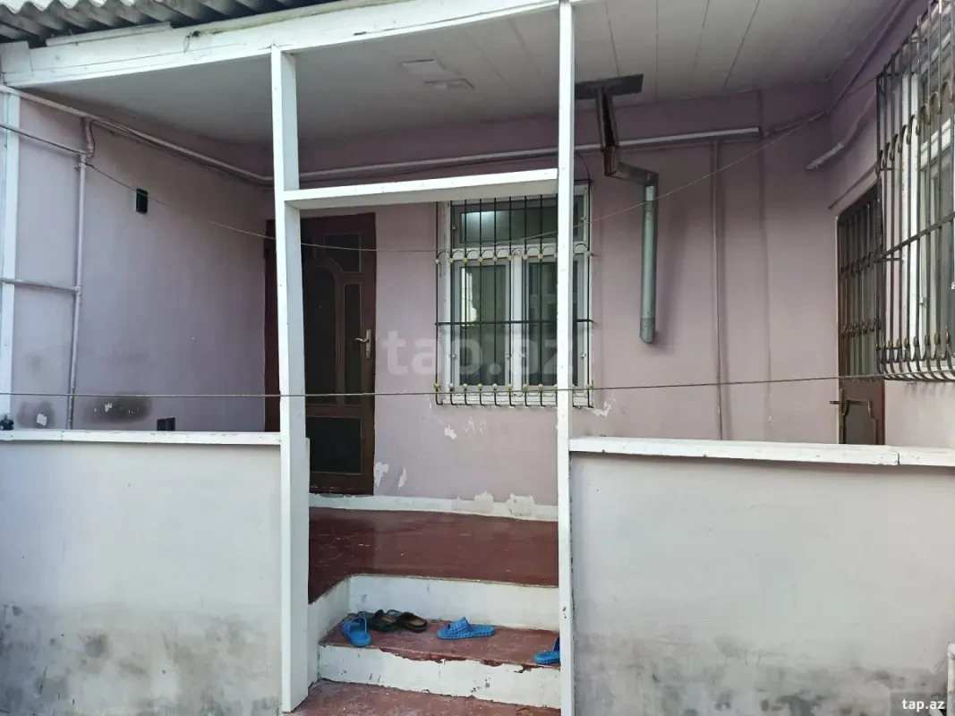 Satılır 6 otaqlı həyət evi 142 m²