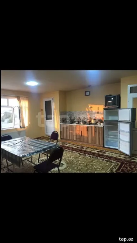 Kirayə verilir 3 otaqlı yeni tikili 90 m²
