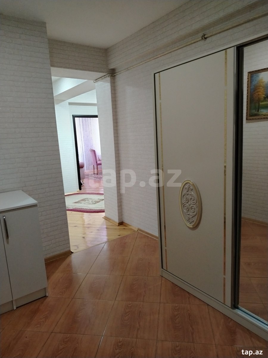 Satılır 3 otaqlı yeni tikili 80 m²