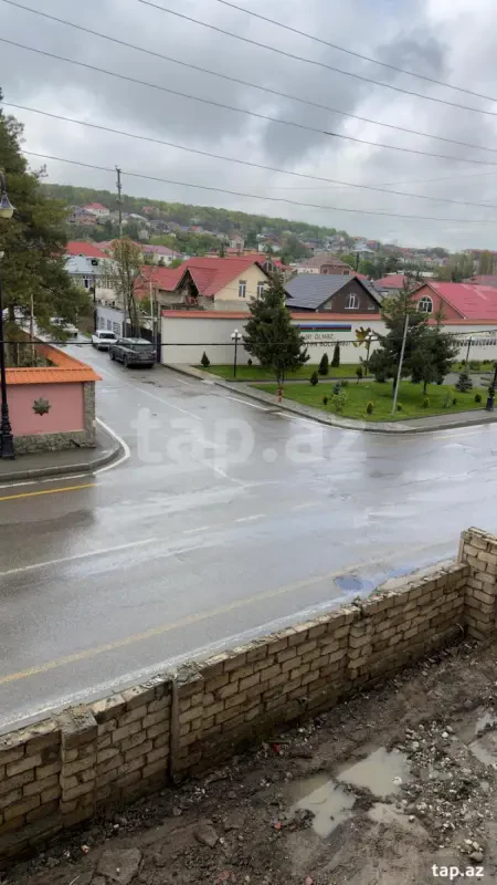 Satılır 2 otaqlı yeni tikili 70 m²