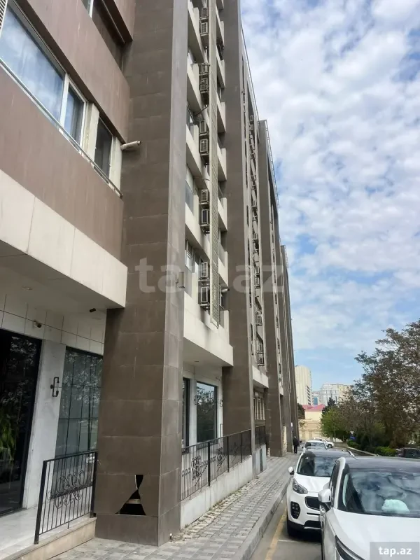 Satılır 3 otaqlı mənzil 75 m²