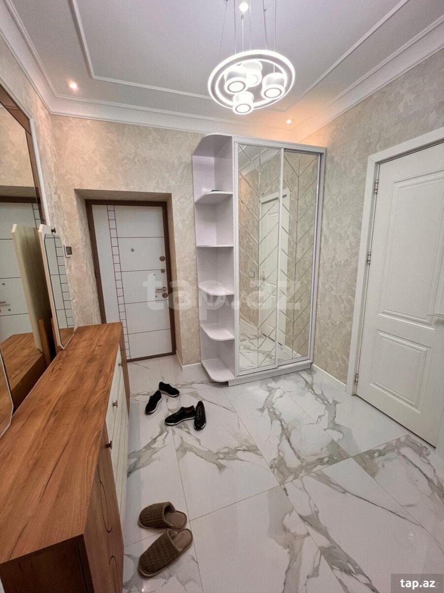 Kirayə verilir 2 otaqlı yeni tikili 65 m²