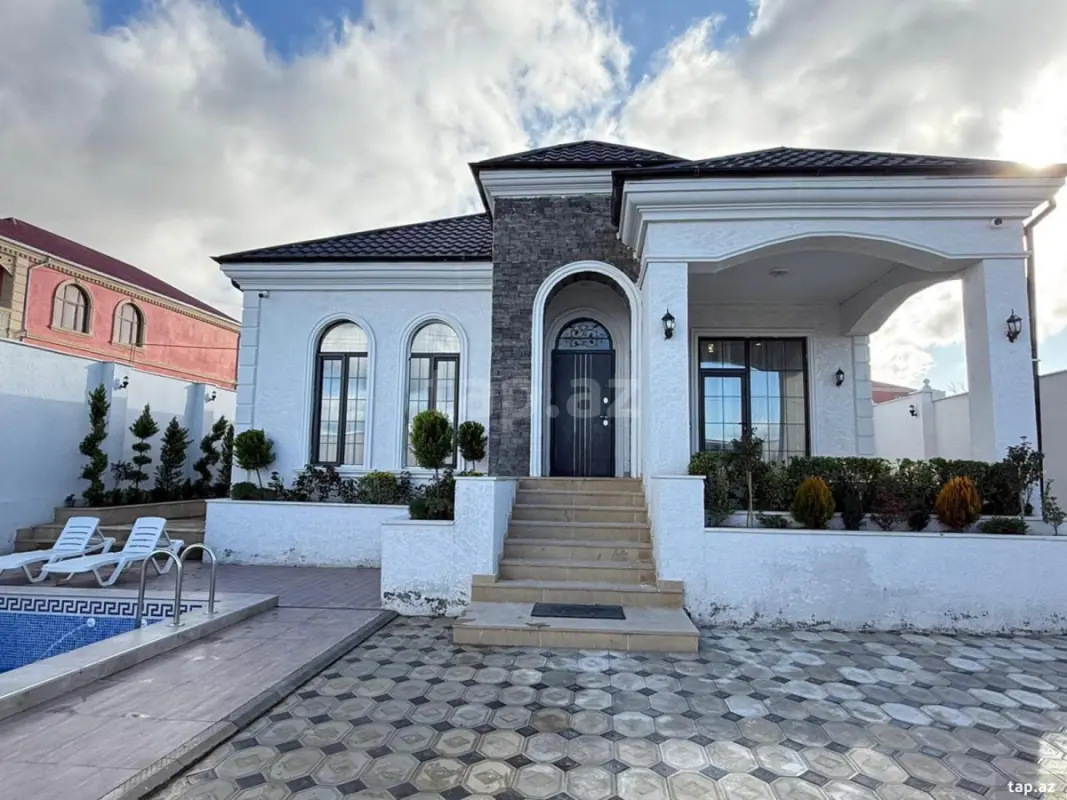 Satılır 5 otaqlı həyət evi 160 m²