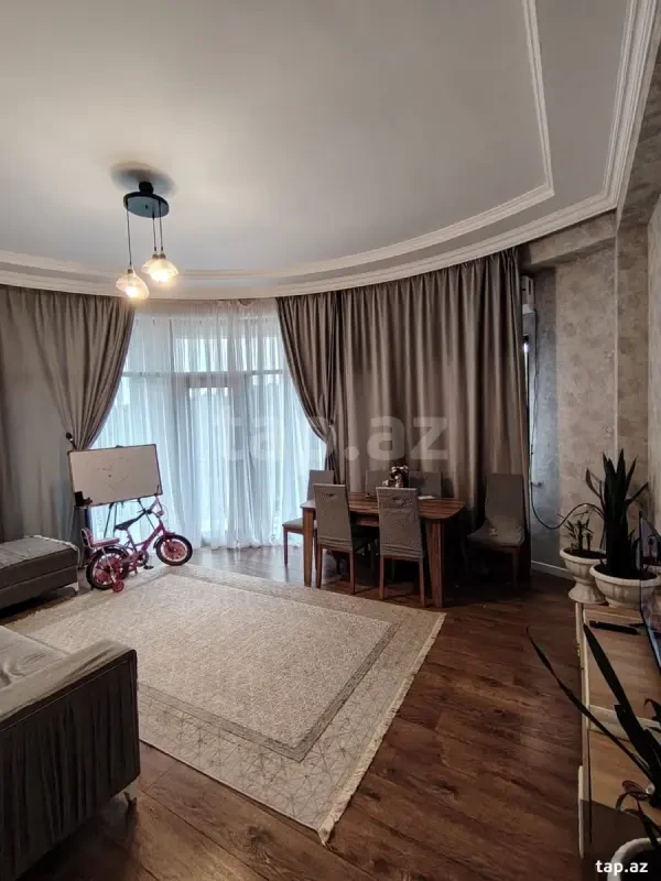 Satılır 3 otaqlı yeni tikili 105 m²