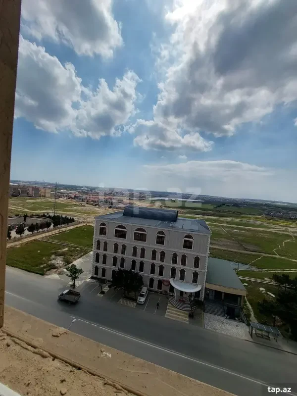 Satılır 3 otaqlı yeni tikili 107 m²