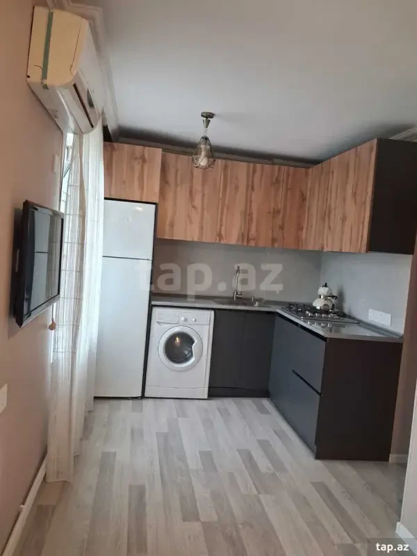 Kirayə verilir 2 otaqlı mənzil 65 m²